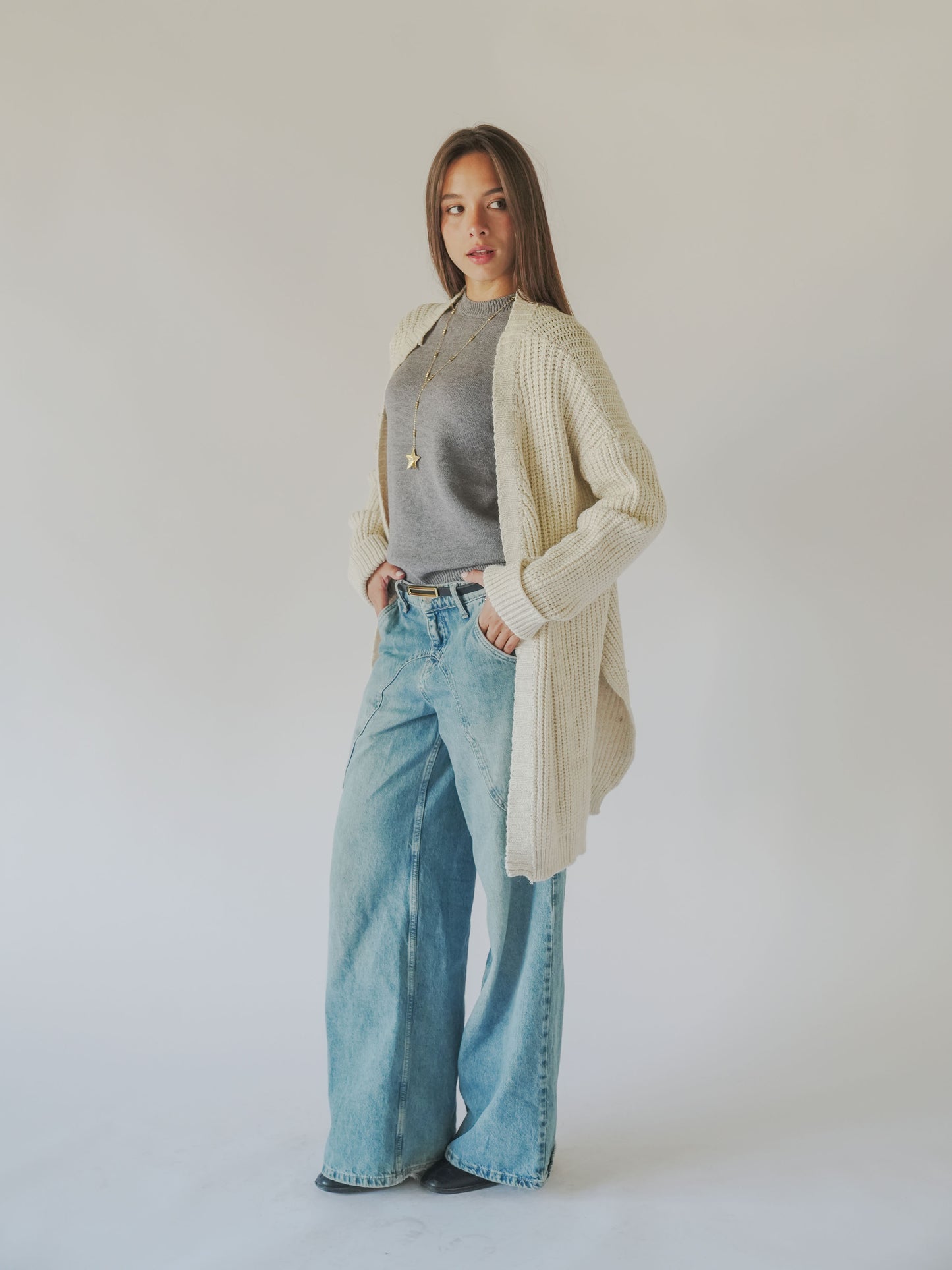Knitted cardigan-beige