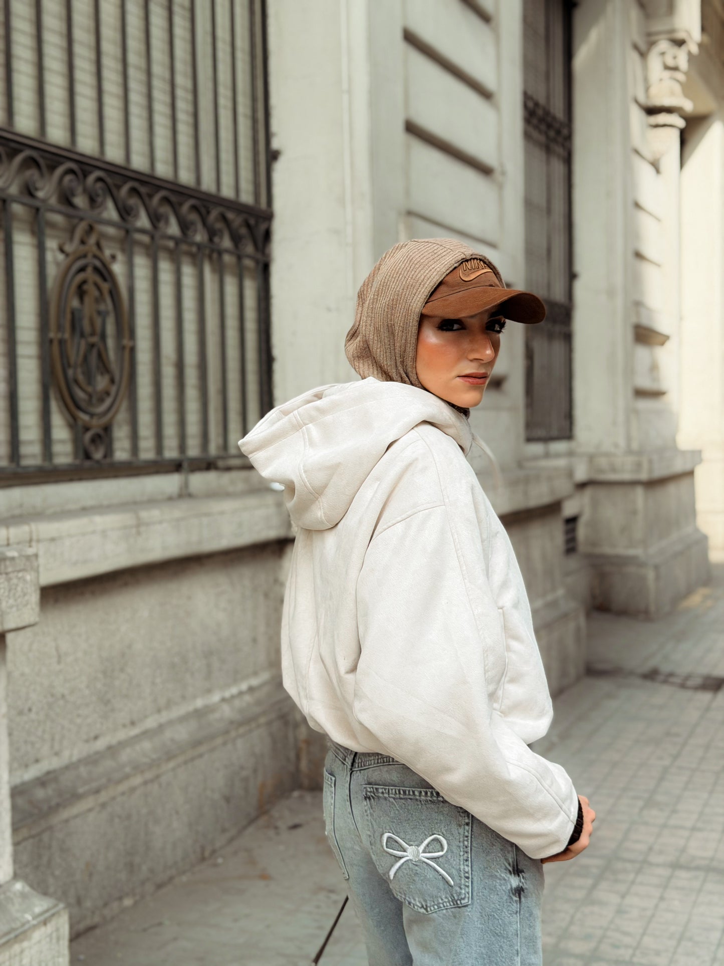 Cropped suede jacket-Beige