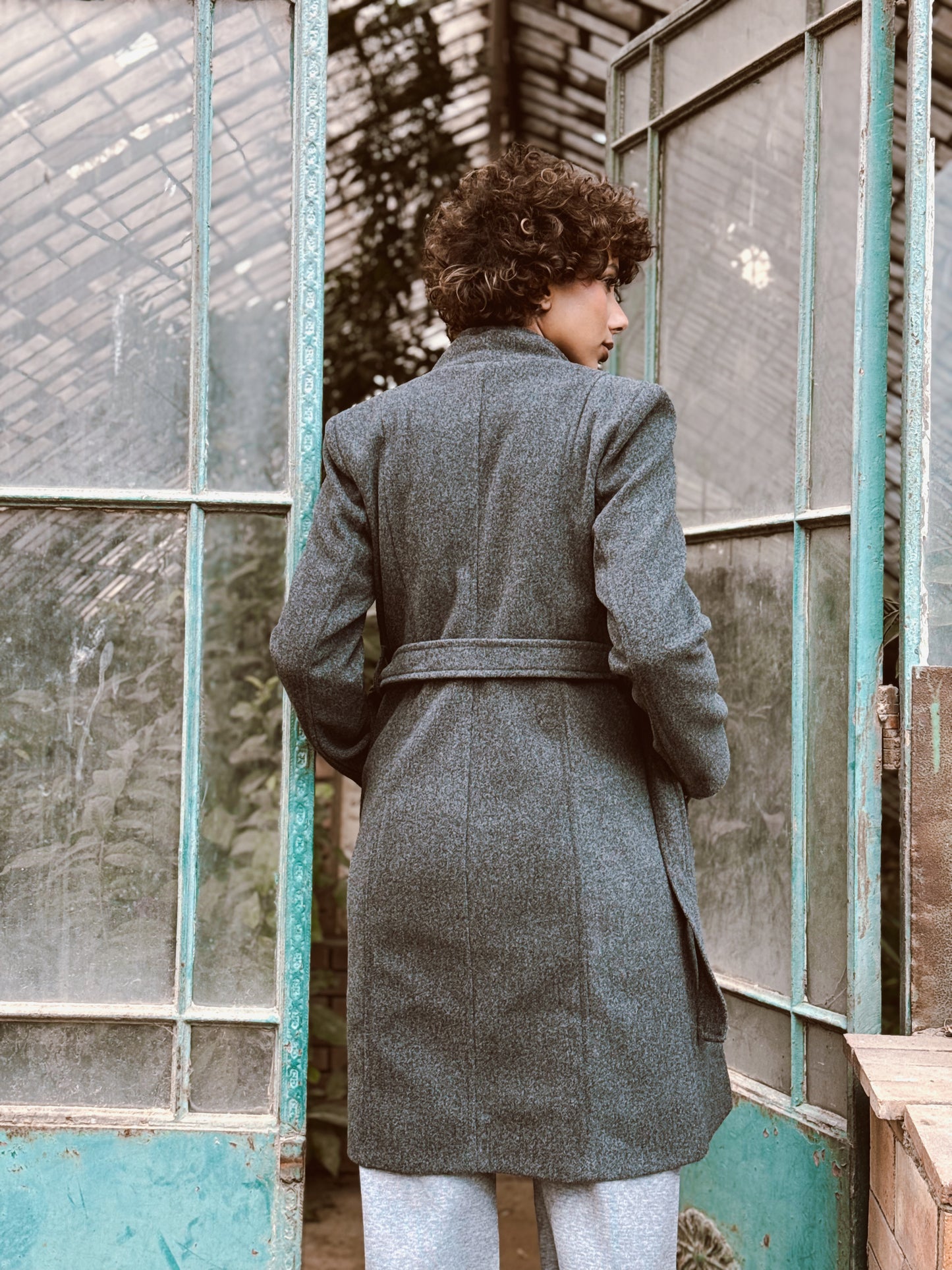 Short coat-chorocol