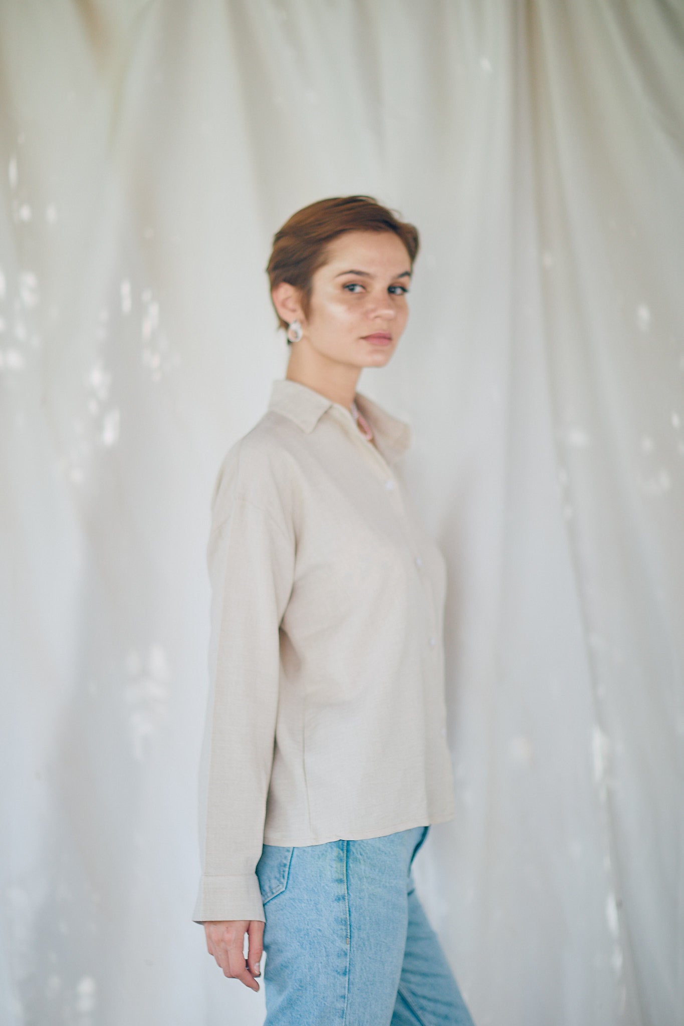 Cropped Linen Shirt - Beige