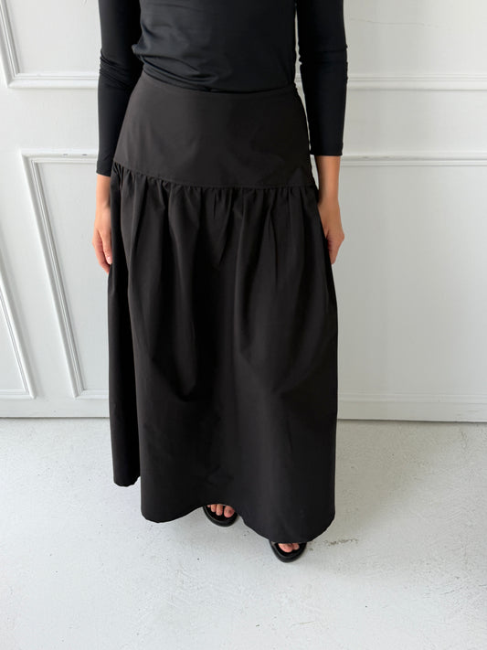 Drop waist skirt-black