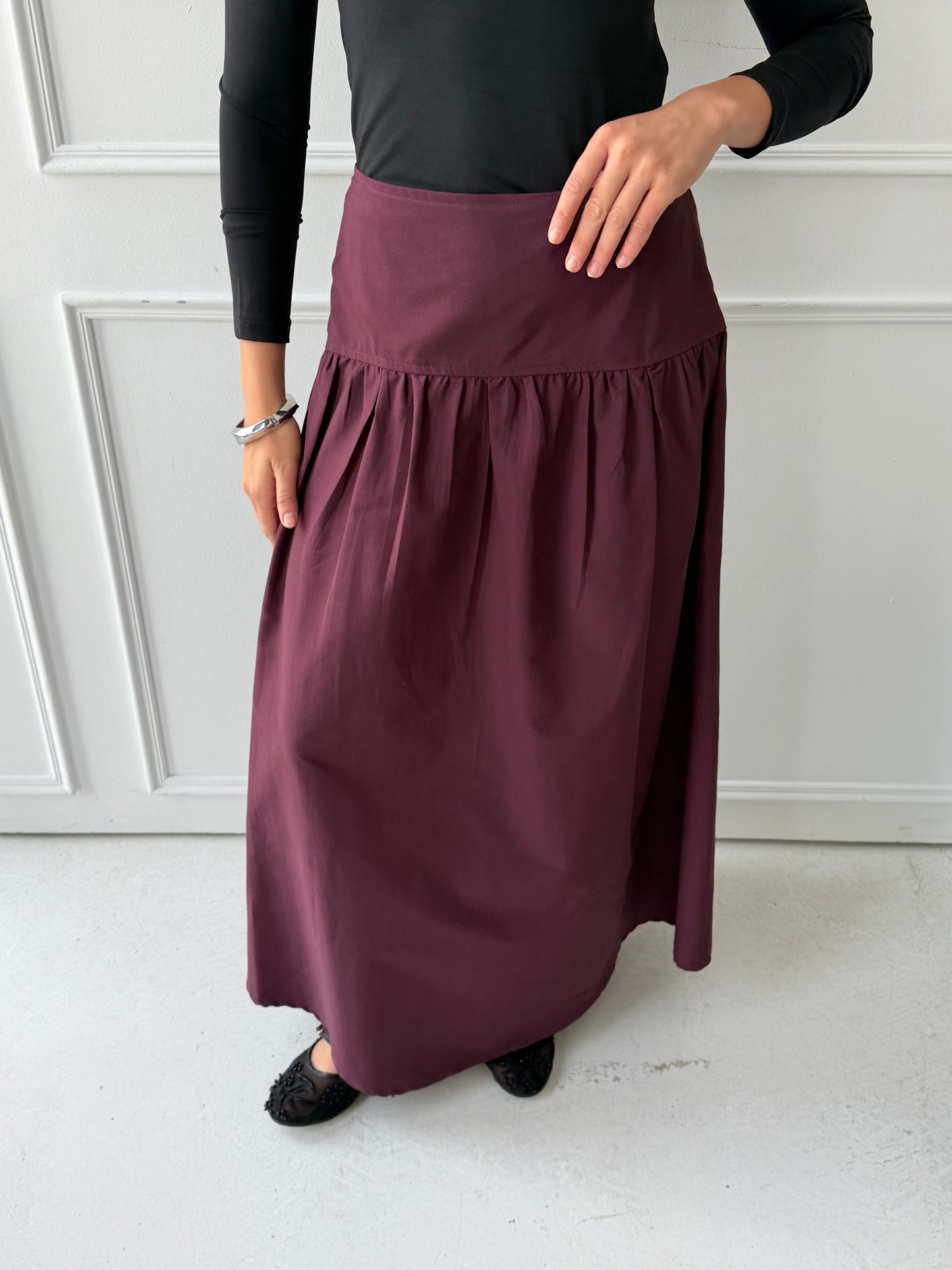 Drop waist skirt-burgundy