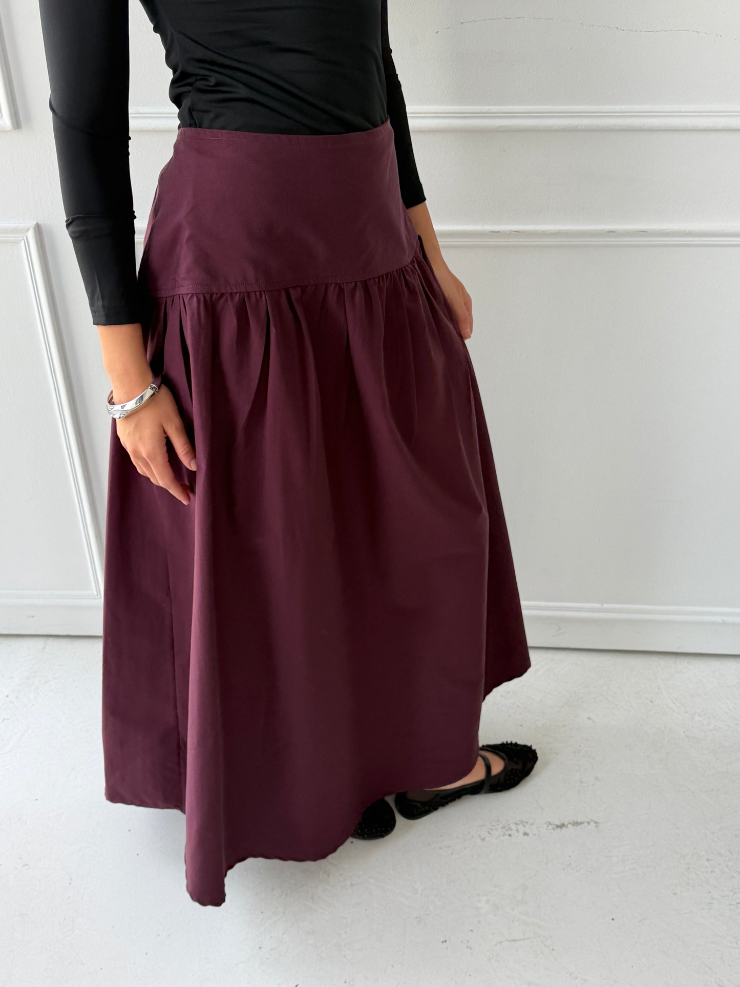 Drop waist skirt-burgundy
