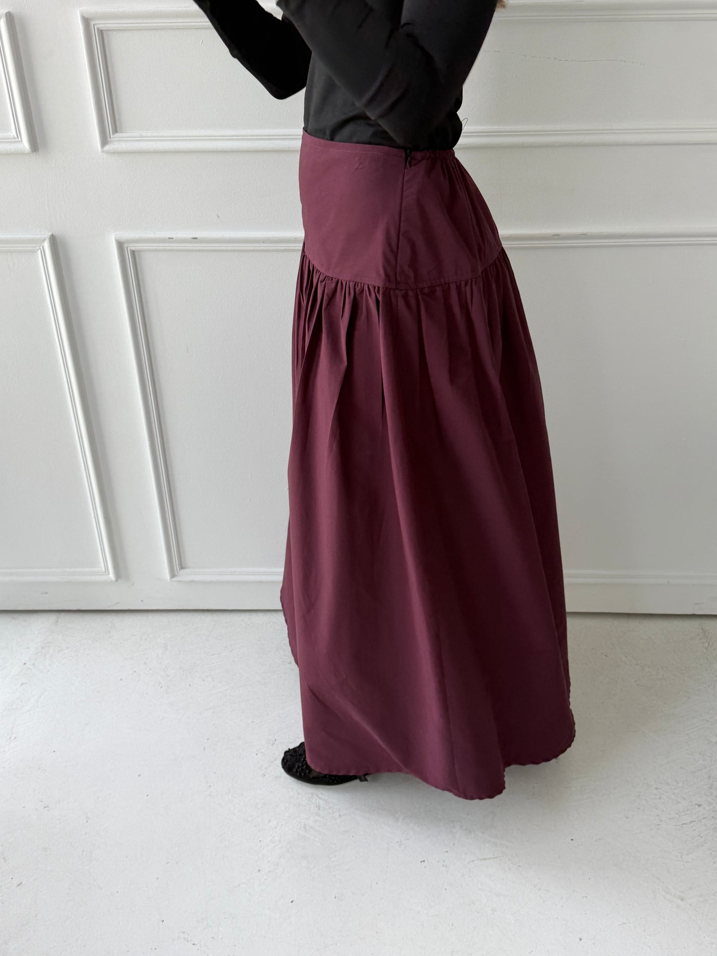 Drop waist skirt-burgundy