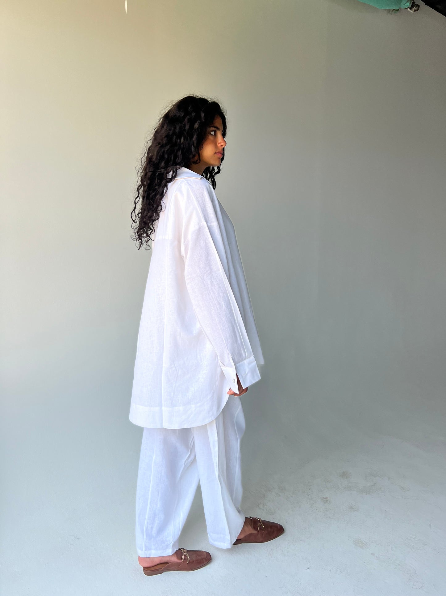 Oversized linen shirt-White