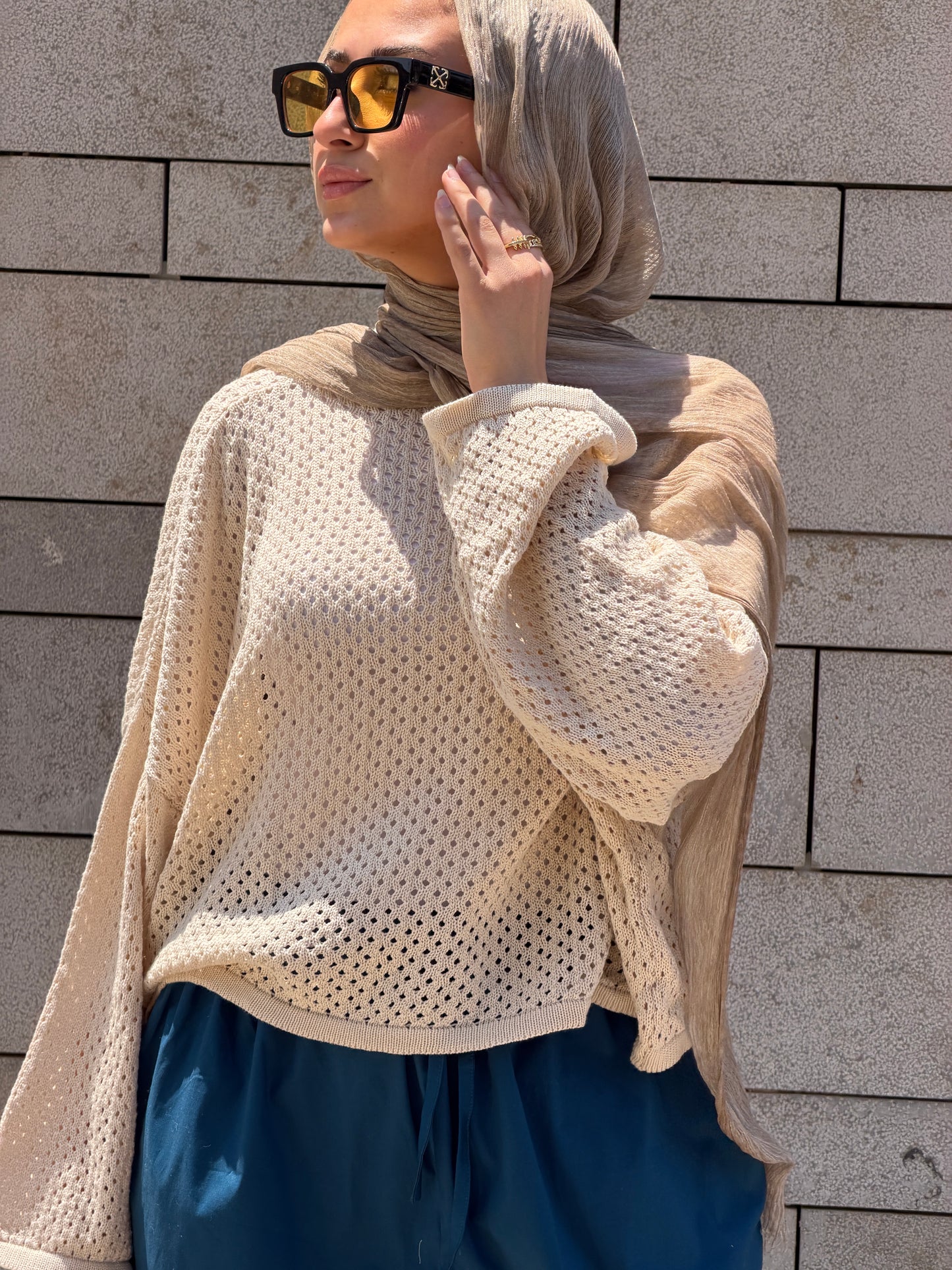 Cropped knit top-beige
