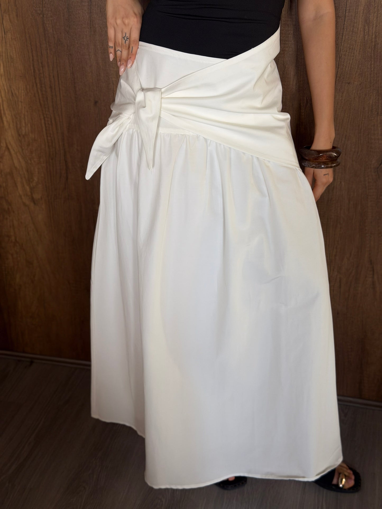 SCARFE MIDI SKIRT-White(Fully lined)