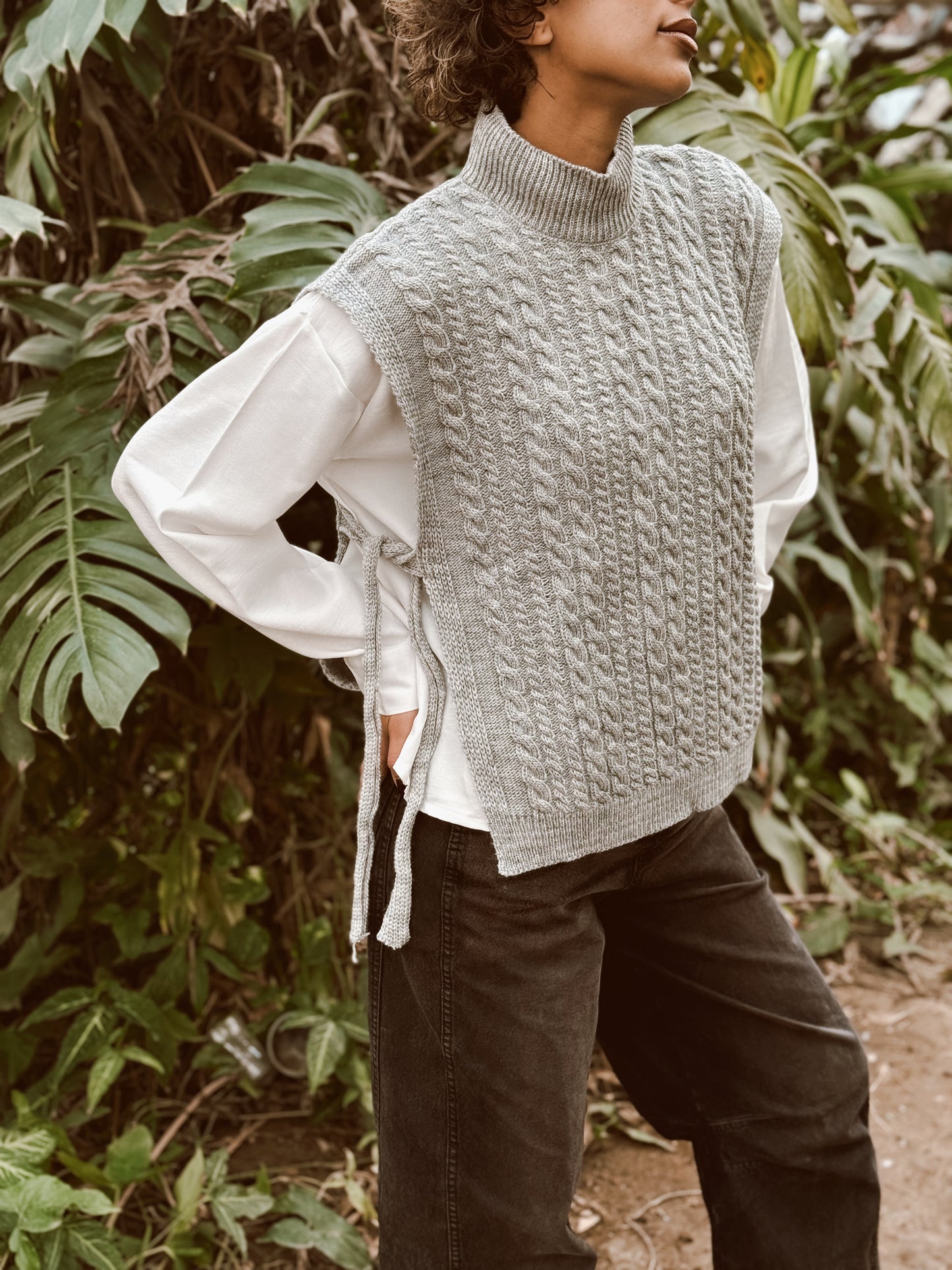 Knit vest-gray