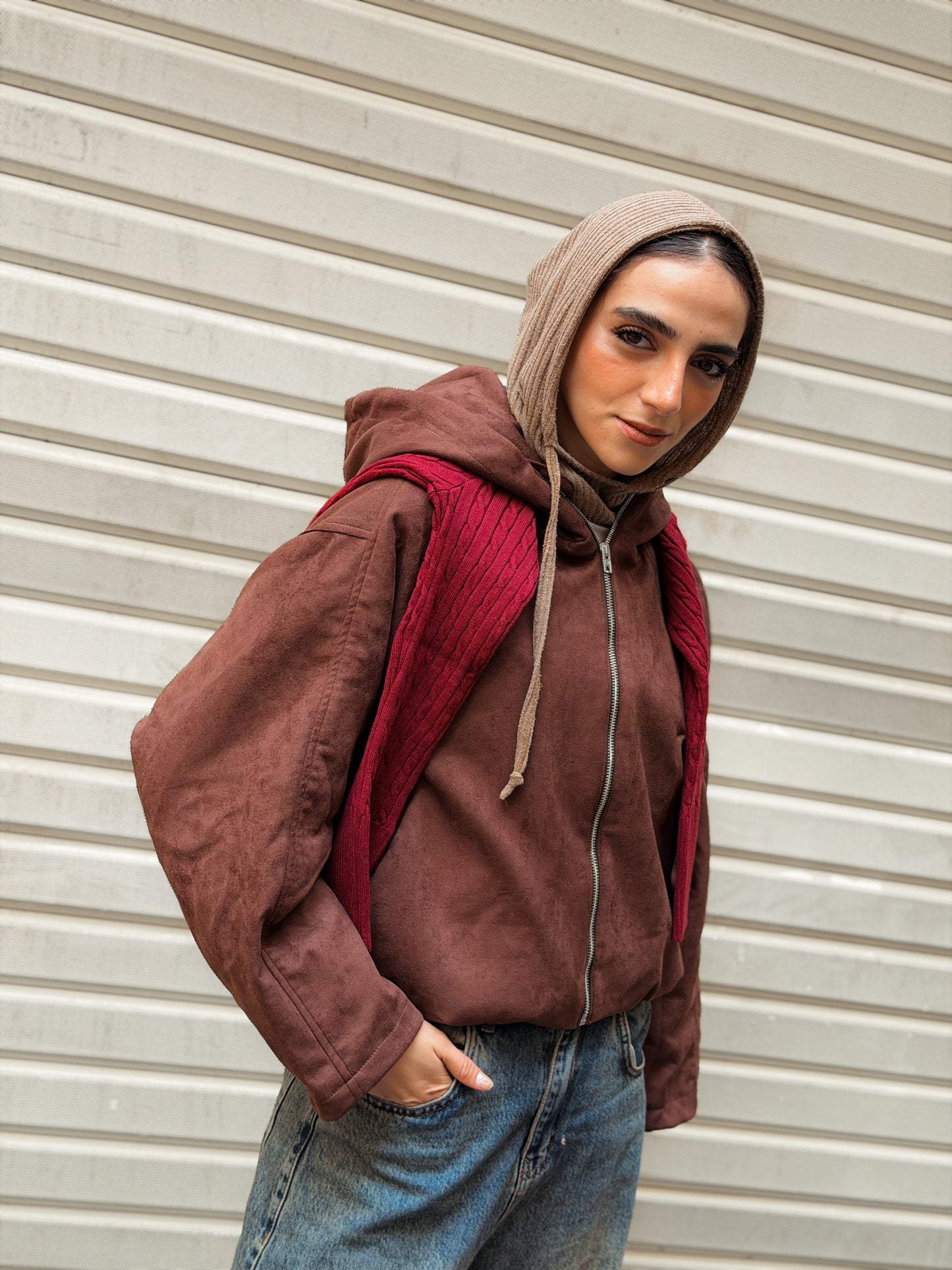 Cropped suede jacket-brown